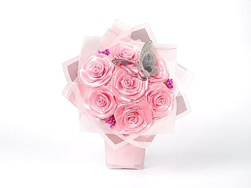 Ramo de 7 rosas 12 Zelle